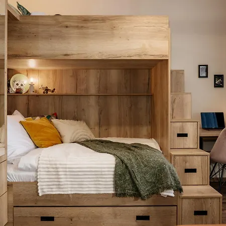 Апартаменты Days - Family 2bdr - Ac - Darts - Netflix - Hip District *