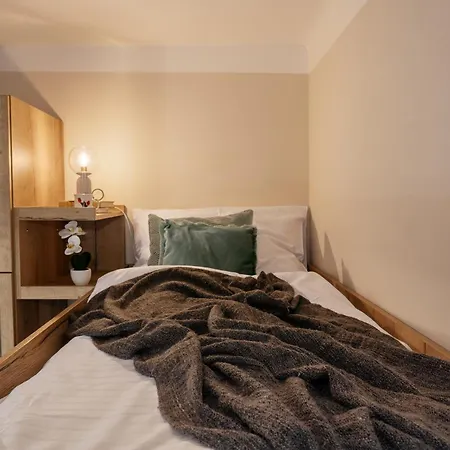 Days - Family 2bdr - Ac - Darts - Netflix - Hip District Apartamento